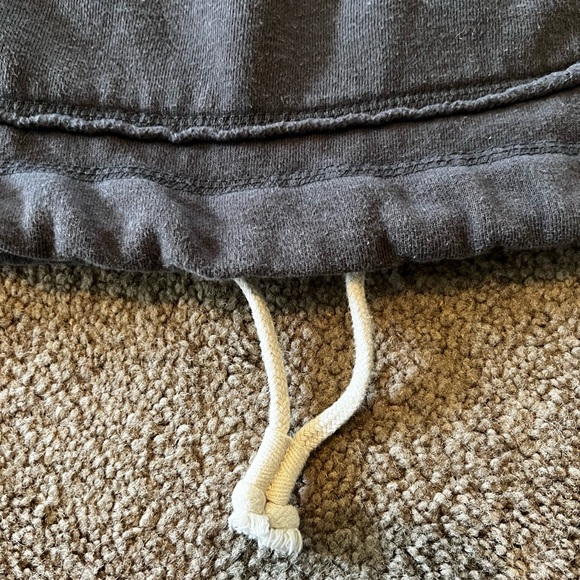 Women’s Wyoming Hoodie. Thick, heavy hoodie. Size Small. Gray in color. - Picture 4 of 5